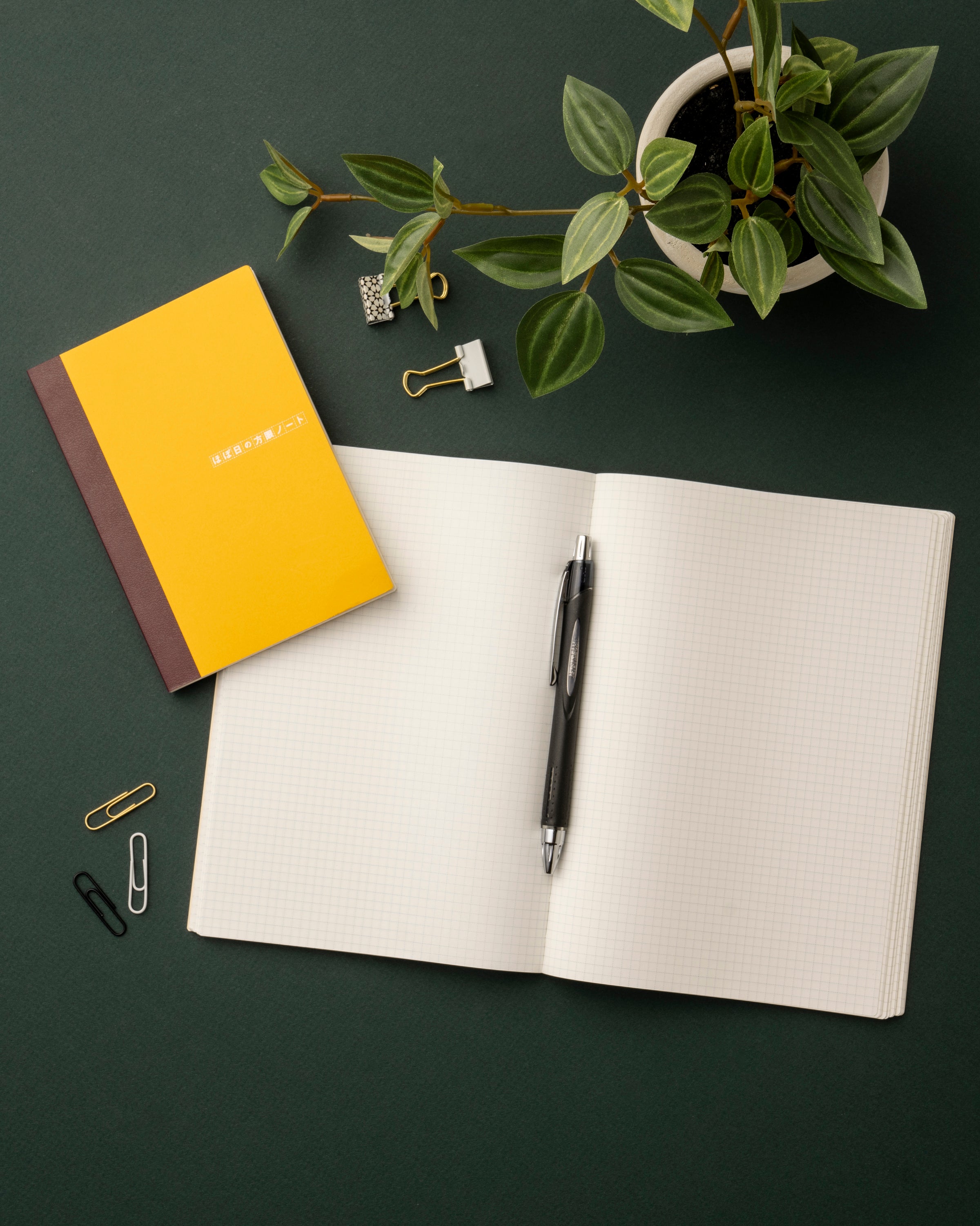 Hobonichi Plain Notebook (A5), Yellow, with Jetstream RT, Black 0.7mm, Ballpoint Pen